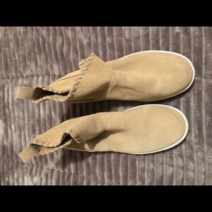 Koolaburra by UGG leather shoes